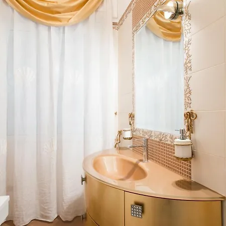 Delle Ondine Beach Apartment